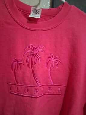 Gildan Pink Kids Sweatshirt with Embroidered Florida Palms